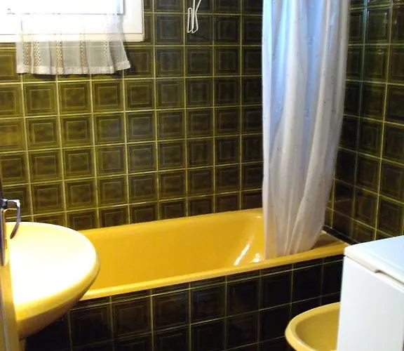 Vaque Villeneuve Des Escaldes Апартаменты *
